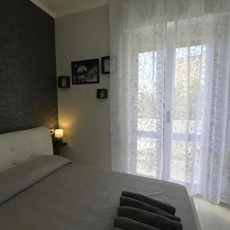 La Bella Vita,guest House *